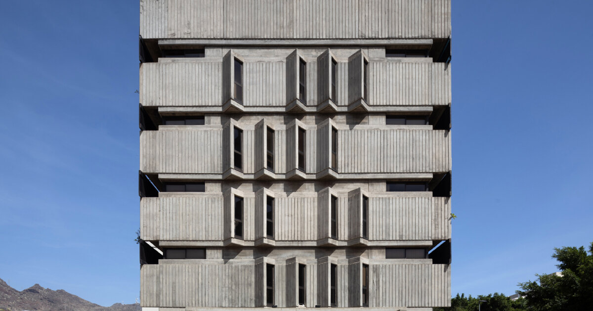 Roberto Conte captures the concrete structure of a brutalist house in Tenerife