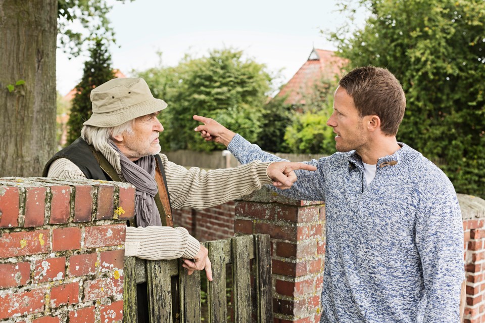 People urged the homeowner to complain about the new wall