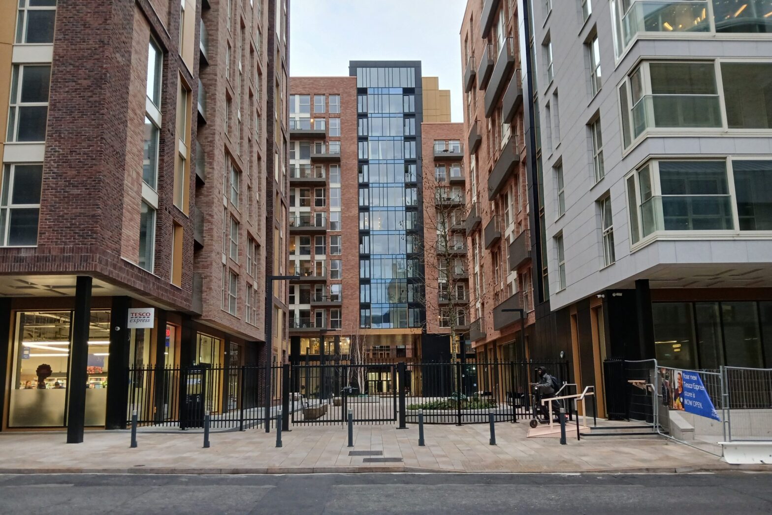 In the Liberties, council considers installation of fences at entrances to new Grand Canal Harbor apartment complex 'a problem'