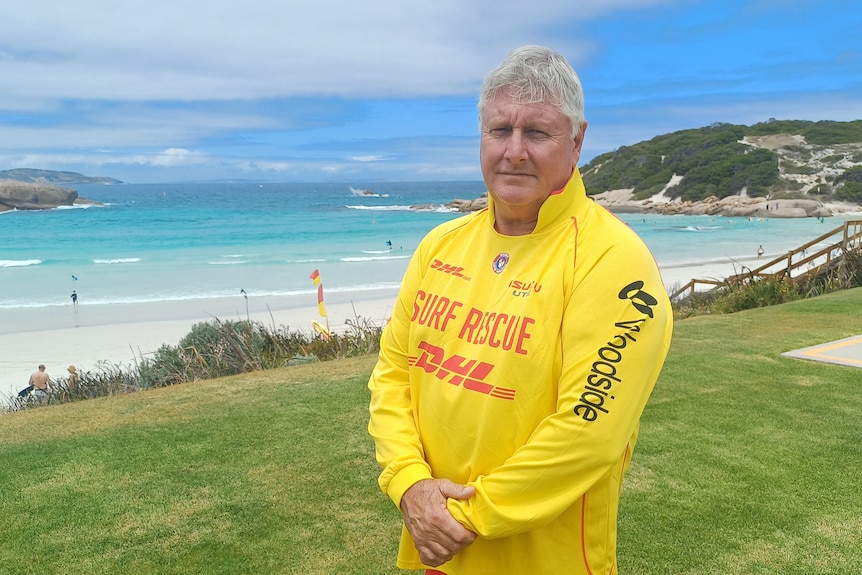 Chris Brien is in Esperance at the Twilight Beach.