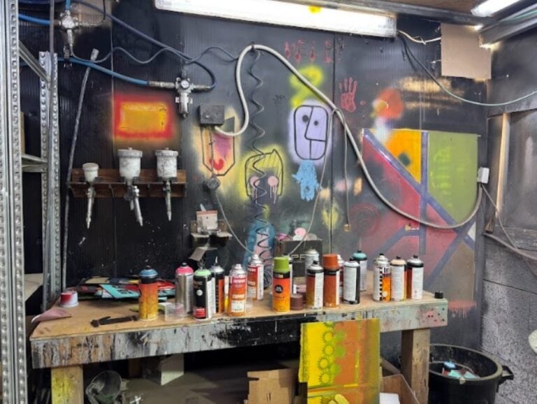 Spray colors in the Umasqua studio. Photo by Natalie Selvin