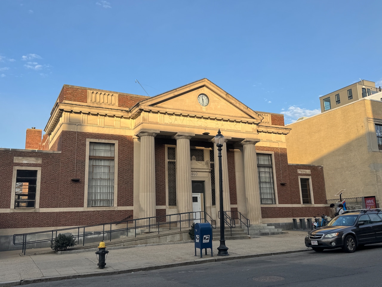 23 million USD South Boston courthouse, apartments proposed at Old Broadway Bank