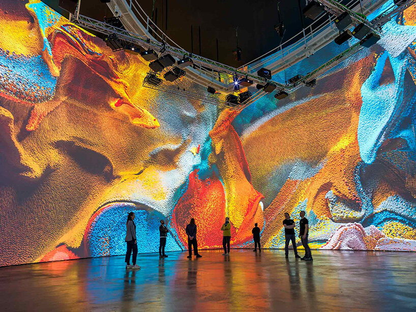 Refik Anadol transforms Frank Gehry's forms into A-generated landscapes in Guggenheim Bilbao