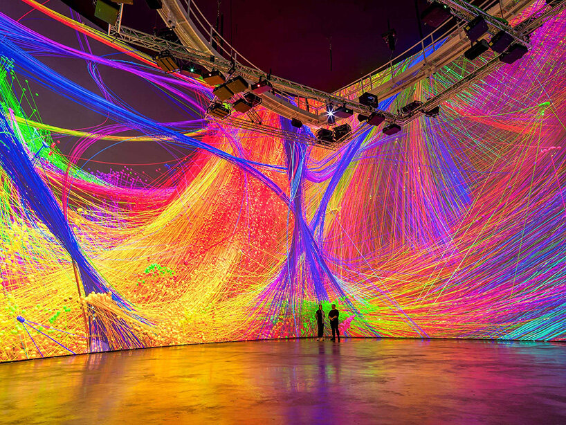 Refik Anadol transforms Frank Gehry's forms into A-generated landscapes in Guggenheim Bilbao