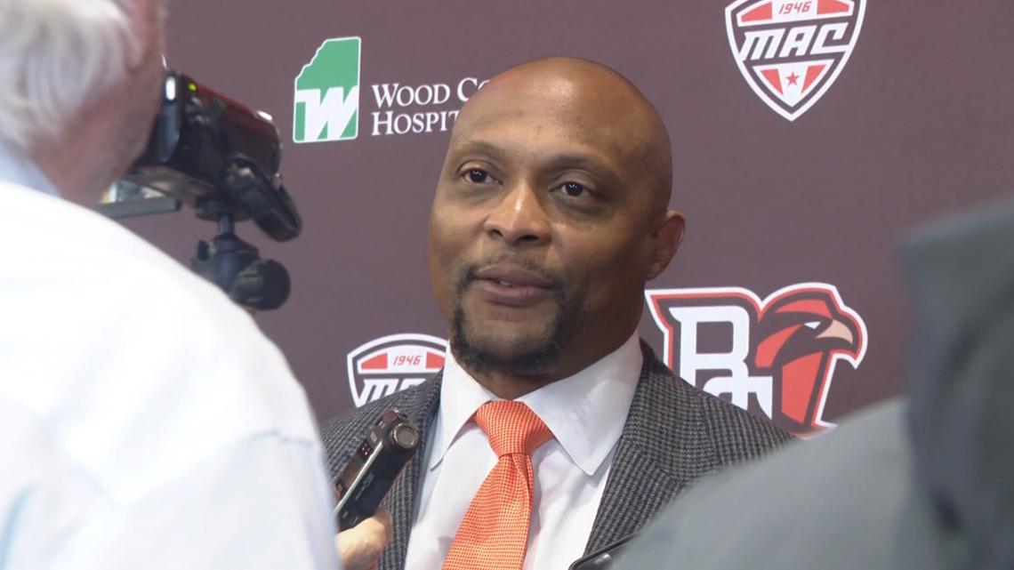 Mou: Eddie George becomes BGSU head coach with an annual salary of 600,000 US dollars