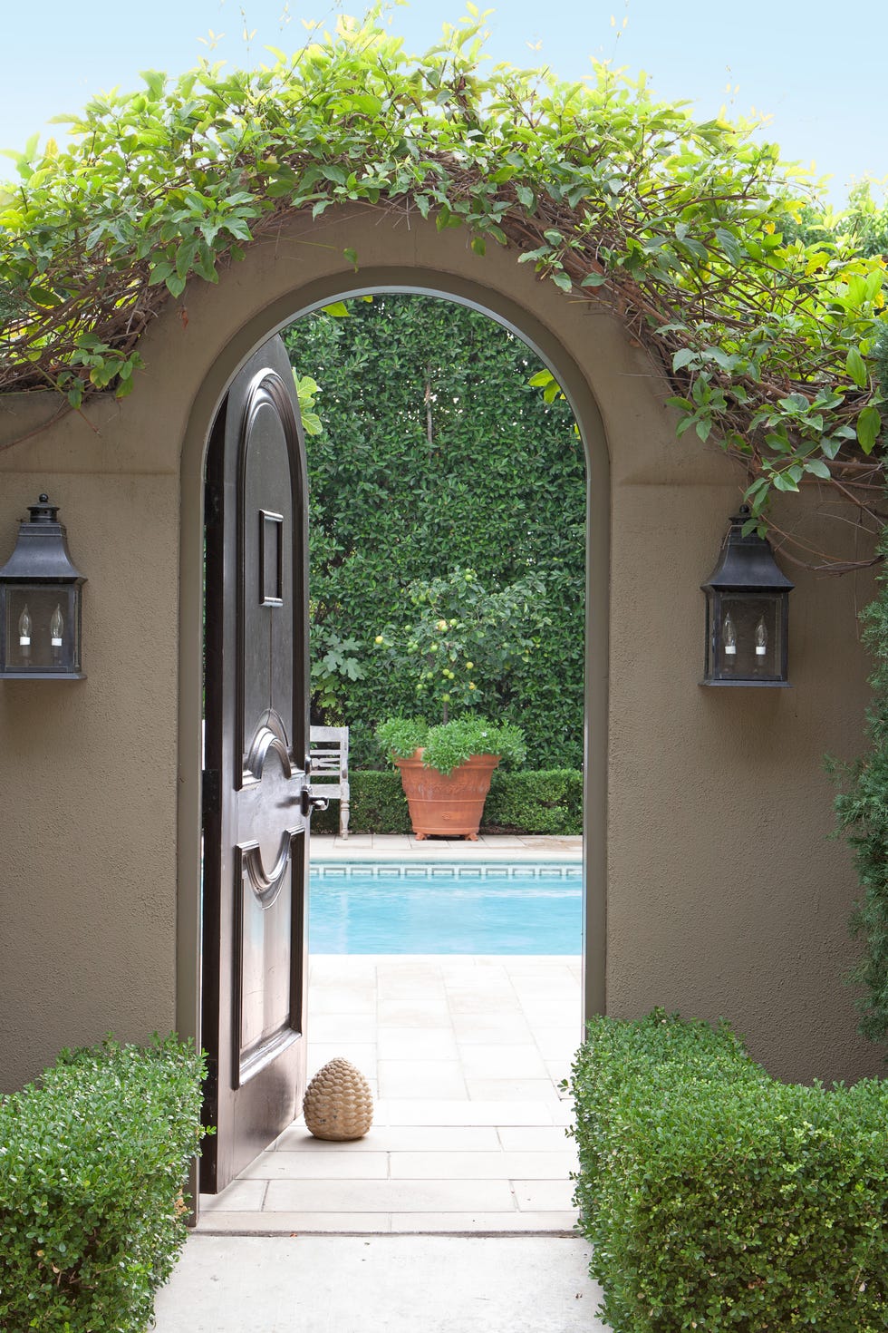 Hardscaping ideas in the back yard Hardscaping ideas in the back yard