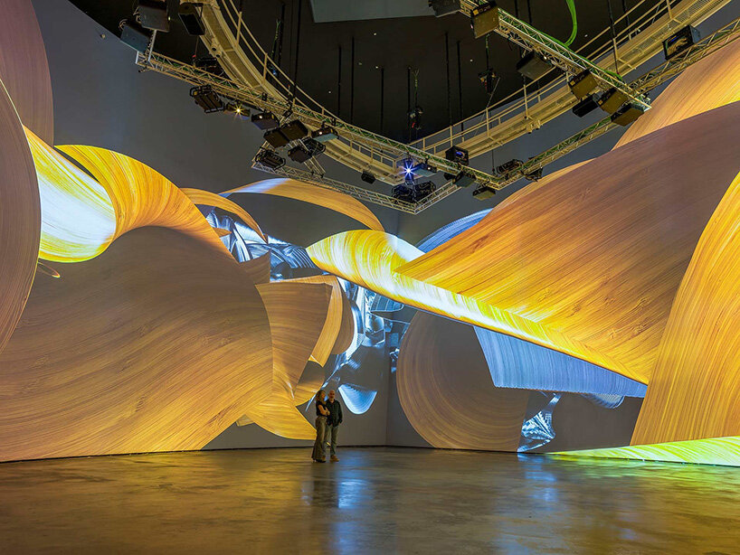 Refik Anadol transforms Frank Gehry's forms into A-generated landscapes in Guggenheim Bilbao