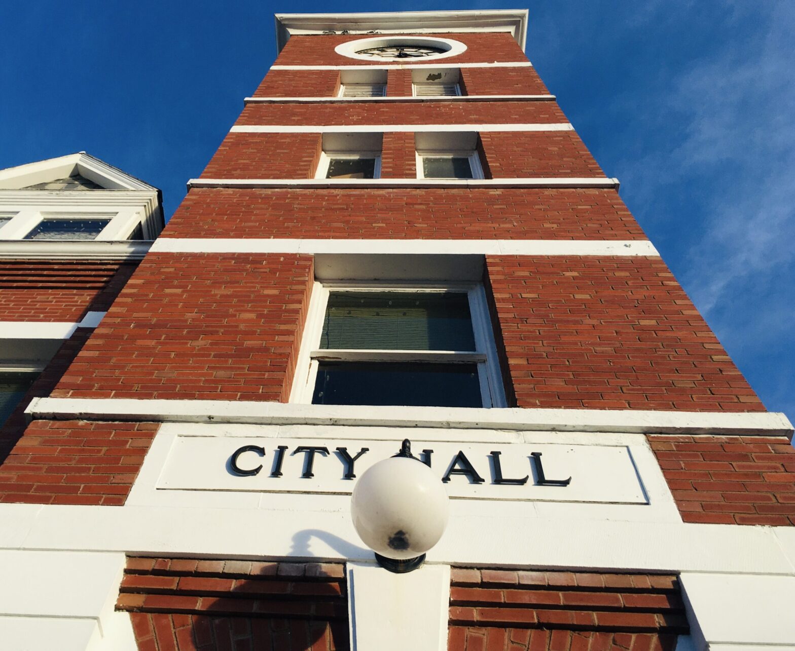 The Council changes the prerequisite for Green Roof in the Canada Avenue in Duncan