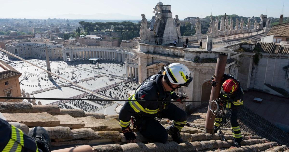 Chimney on the roof of the Sistine chapel installed before the conclusion to choose new Pope | News world