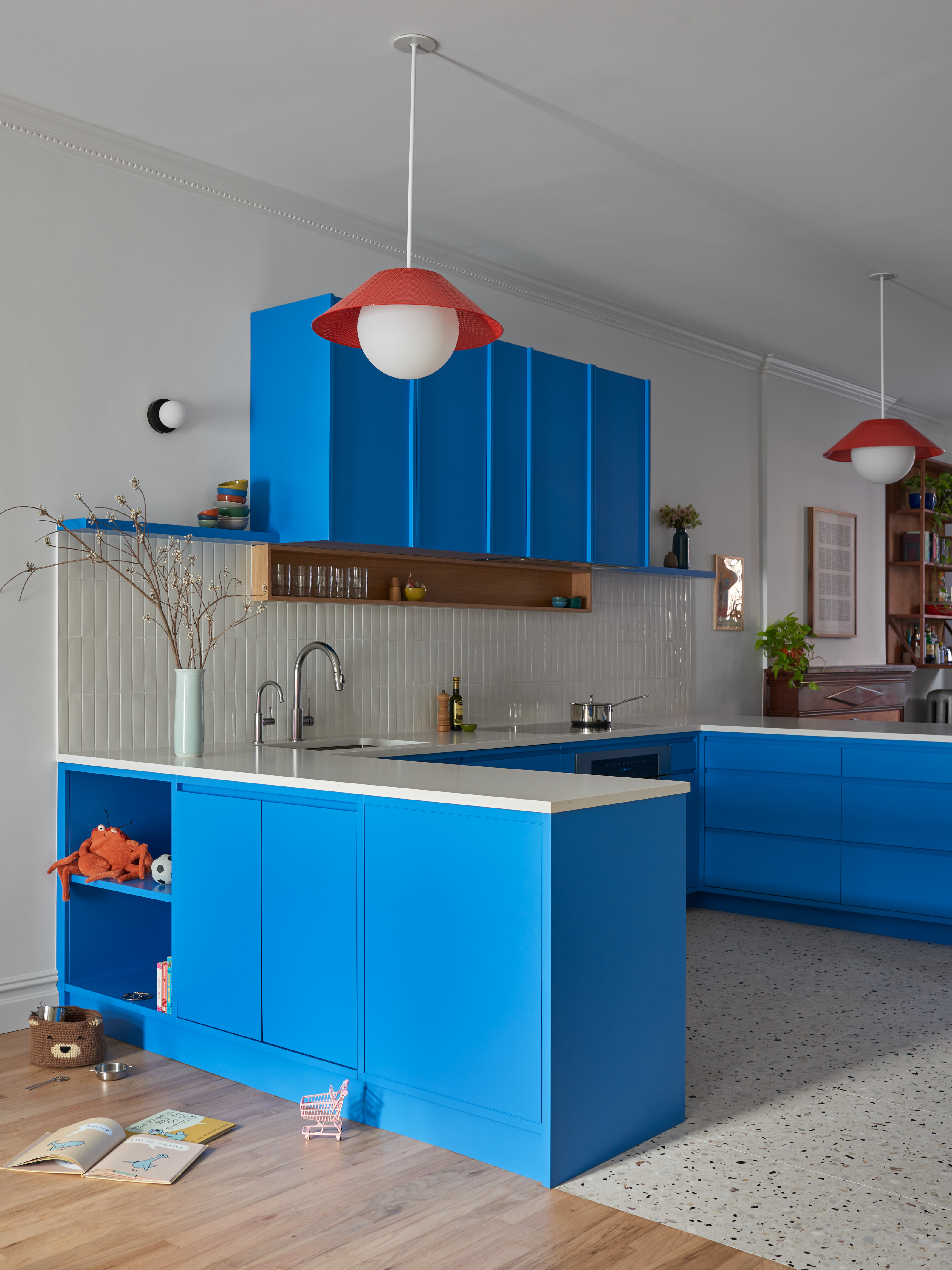 Blue cuisine overall