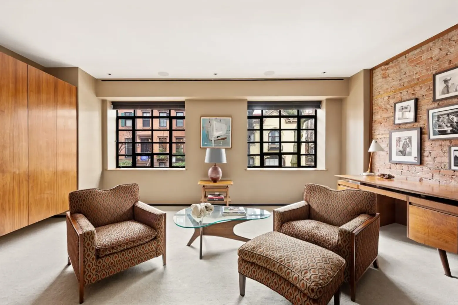 1850s Brooklyn Heights Townhouse, which was reinterpreted with modern architecture from the middle of the century, asks $ 9.9 million