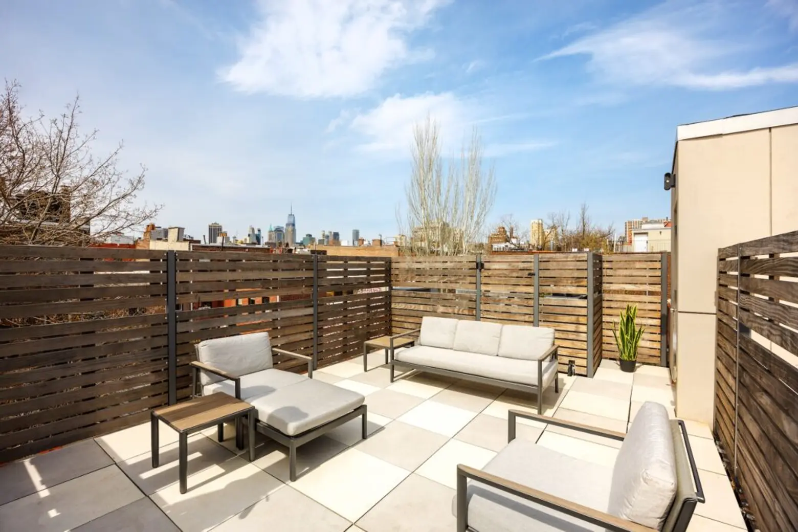 1850s Brooklyn Heights Townhouse, which was reinterpreted with modern architecture from the middle of the century, asks $ 9.9 million