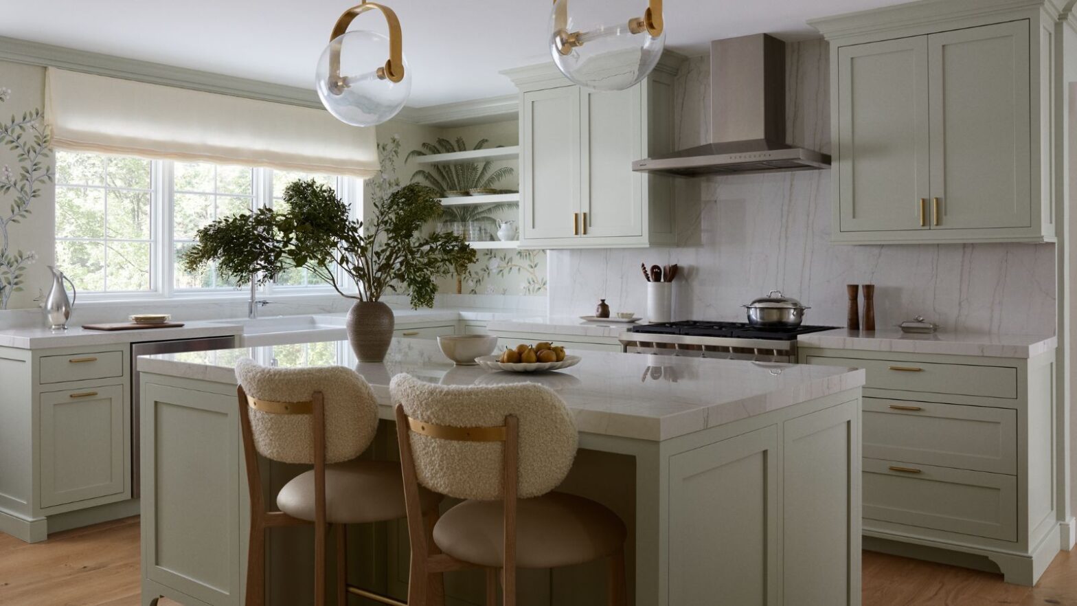 Tour a brave and brilliant apartment in Philadelphia
