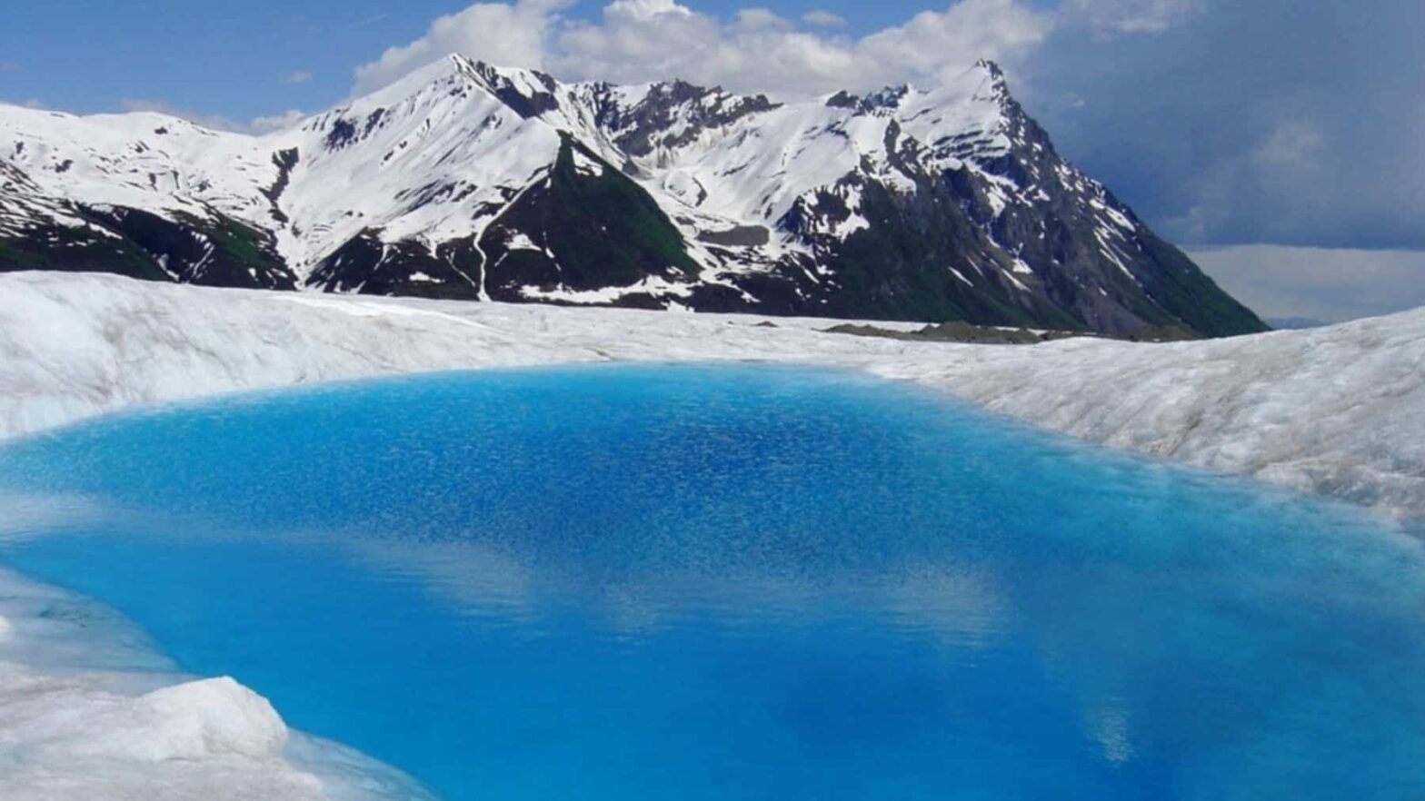 After all, Europe reveals the secret of the Alps - 2900 GW only with water
