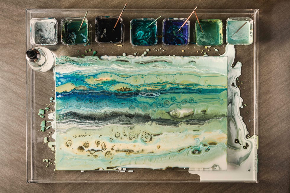 Glass painted with the Orsini method