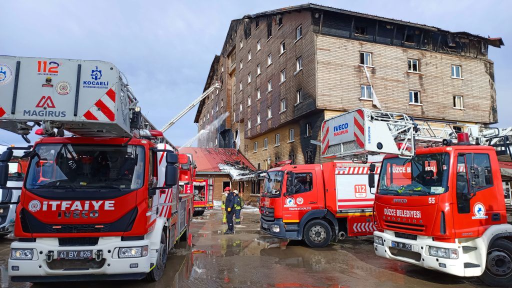 Firefighters delete the flames at the beginning of this year