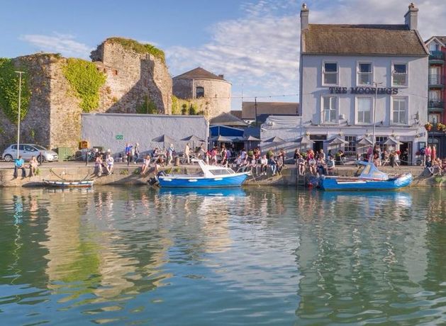 Ireland's 60 best beer gardens - from real pubs to trendy roofs and sunny terraces
