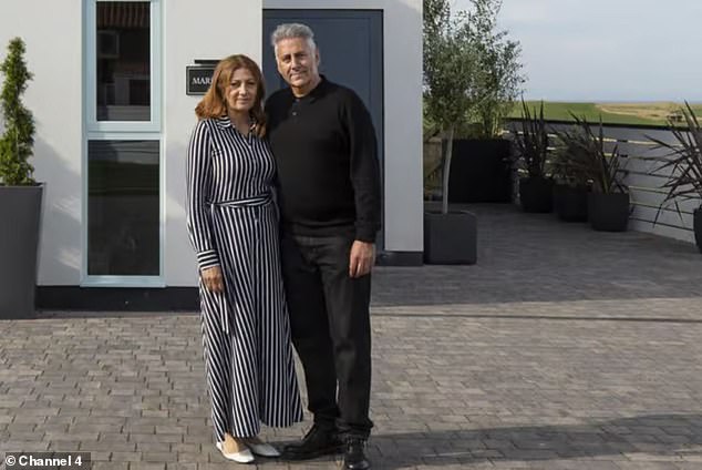 The project was built by the wealthy shopping center Zahid Iqbal, 61, and his wife Ferzana (57) and began in 2019 in 2019
