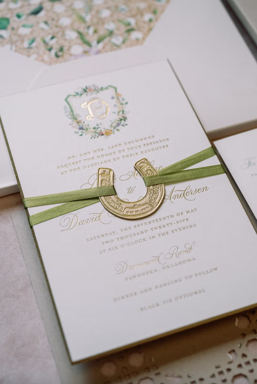 Wedding color schemes green and gold Wedding color schemes green and gold