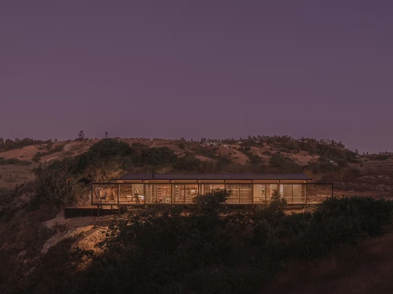 The cabin completed with glass with a price of $ 290,000 offers the ultimate coastal holiday in Chile