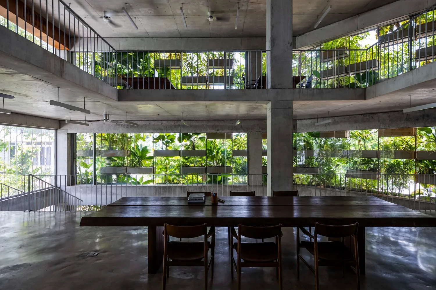 10 biophilic interiors that redefine the interior of nature inspired by nature 4 10 biophilic interiors that combine architecture with nature