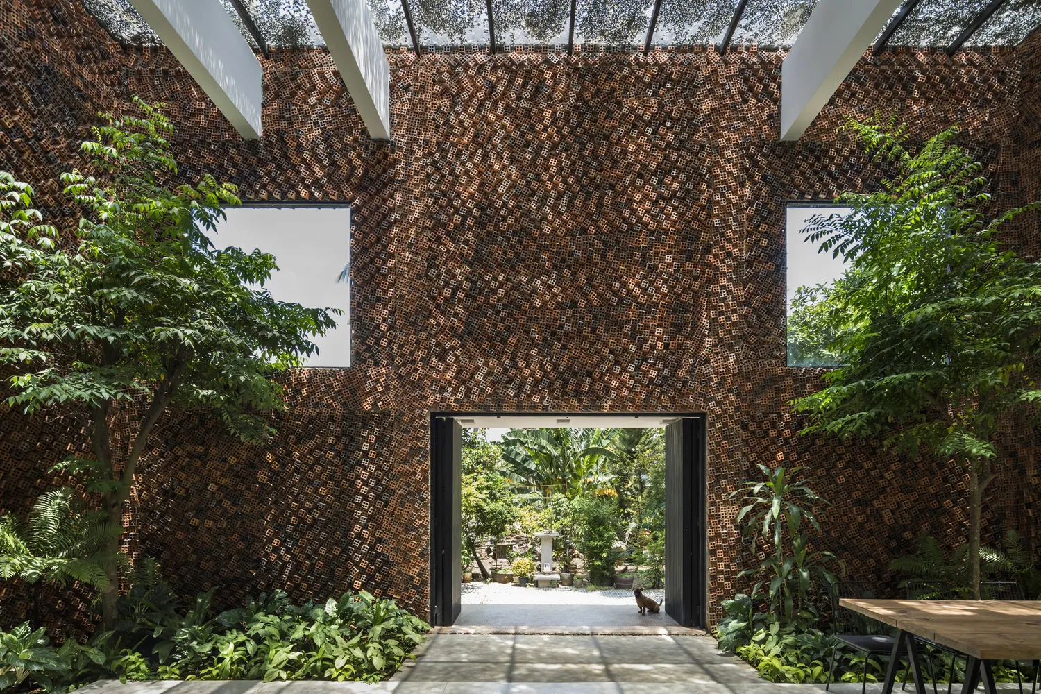 10 biophilic interiors that redefine the interior of nature inspired by nature 6 10 biophilic interiors that combine architecture with nature