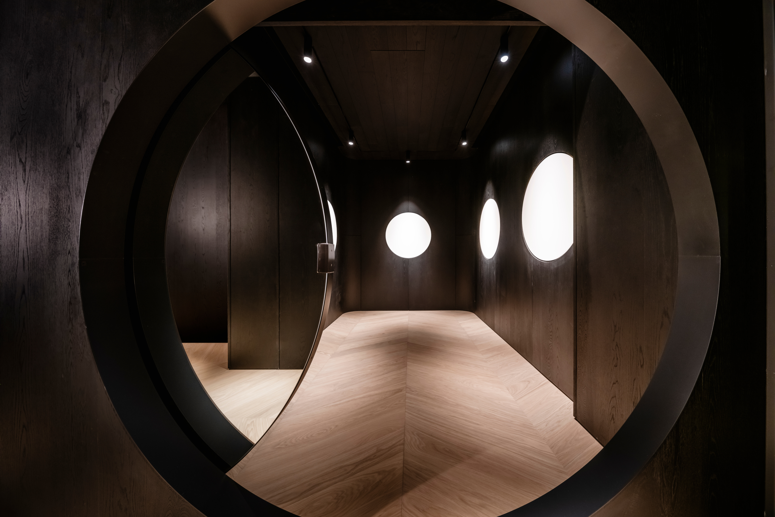Detailed design at No. 001 Minami Aoyama