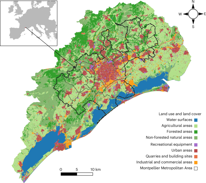 Planning of sustainable urban lighting for biological diversity and society