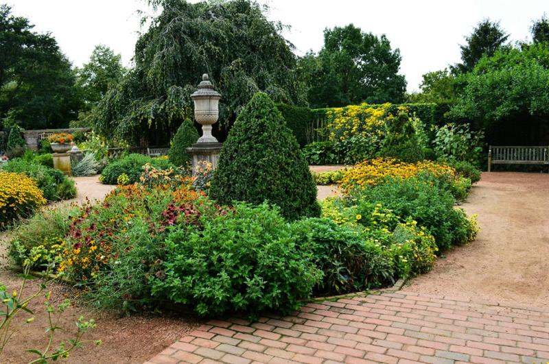Rockfence Capital for excellent outdoor services recognized outdoors