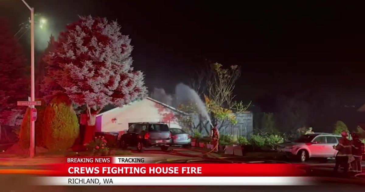 Roof of the House of Richland collapses through fire | Fire