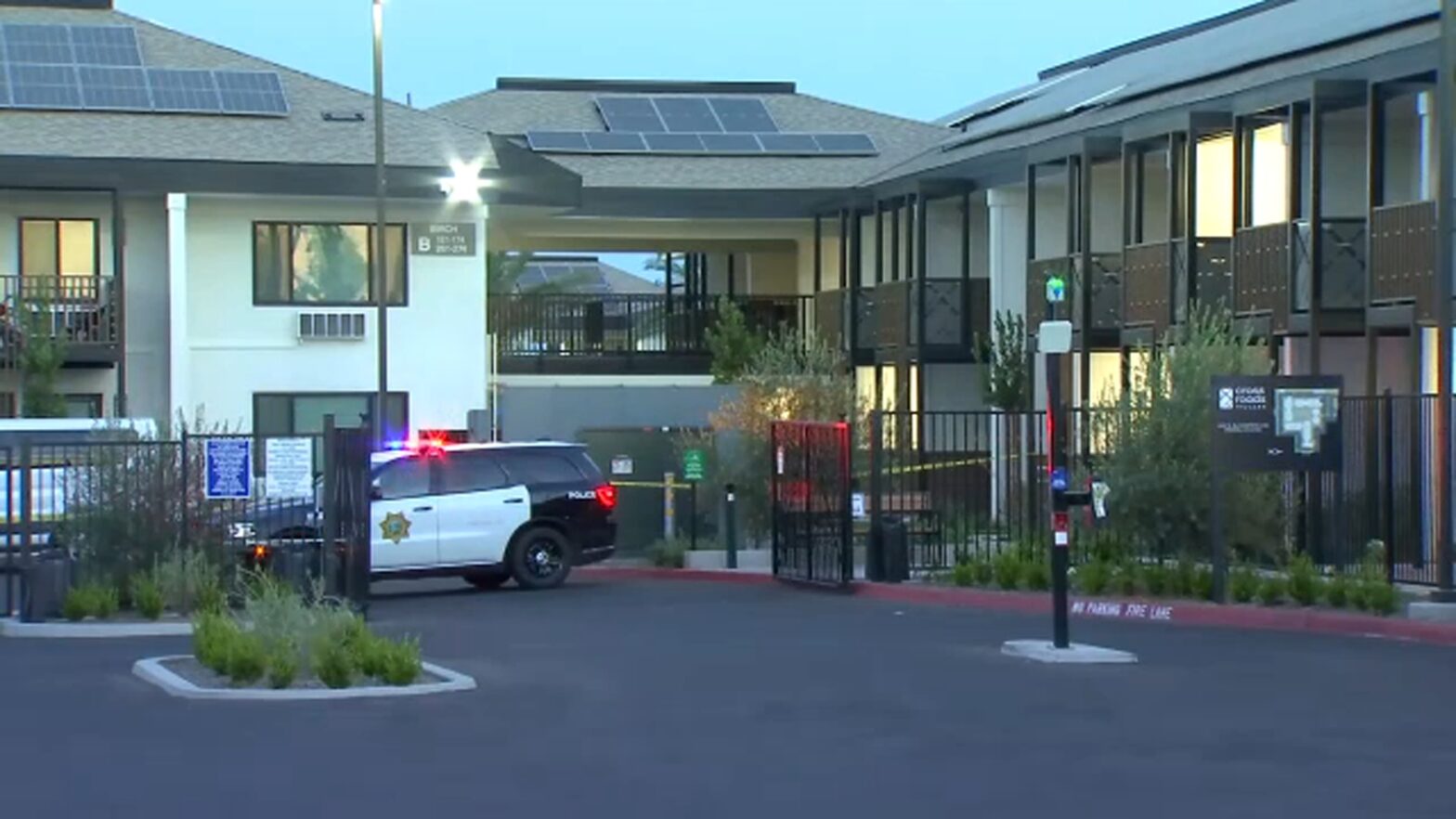 Suspect in the patient situation with the police, swat after stabbing in Central Freino
