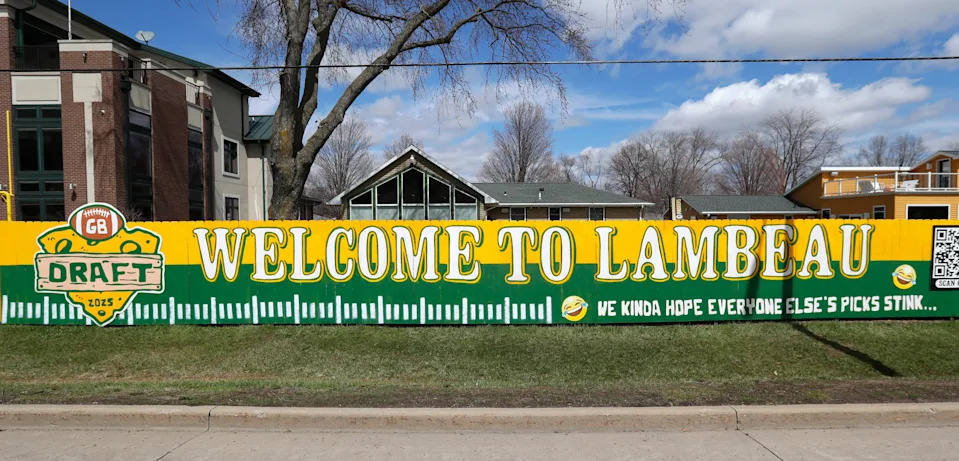 The Packers fence in the Shadow Lane 1219, shown on April 19 in Green Bay, was repainted for the NFL design of 2025 in Lambeau Field Field.