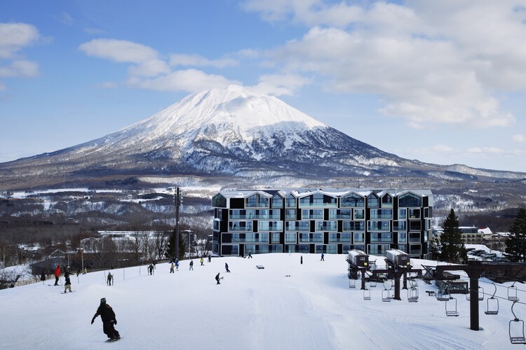 Muwa Niseko / Nikken Sekkei - external photography