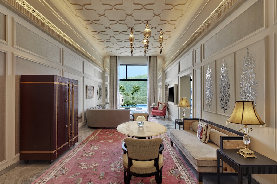 Fairmont Udaipur Palace Jewel from Udaipur Living Room Flower motif ceiling cladding