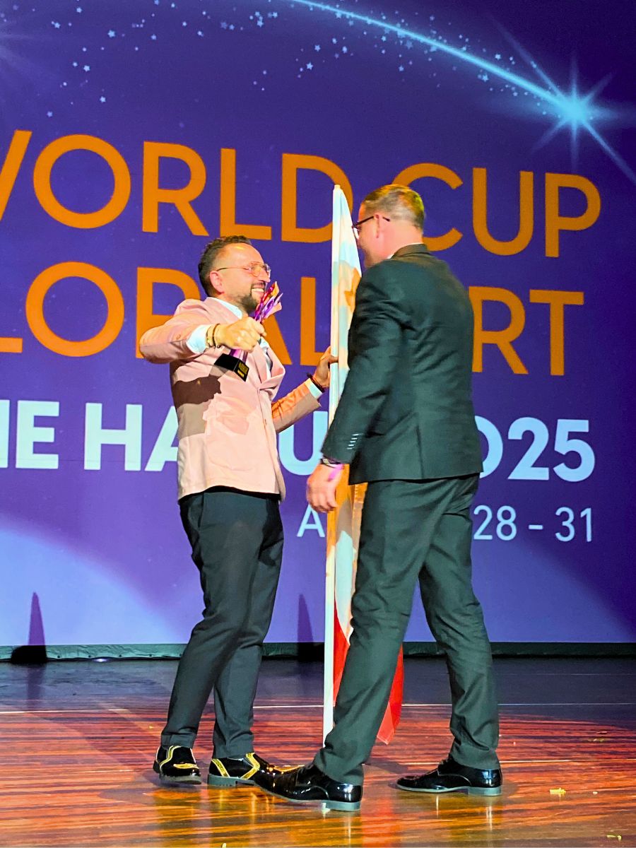 Tomasz 'Max' Kuczyński and his assistant Zygmunt Sieradzan