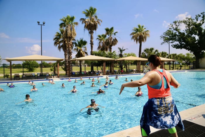 San Antonio announces an extended schedule for 7 outdoor pools