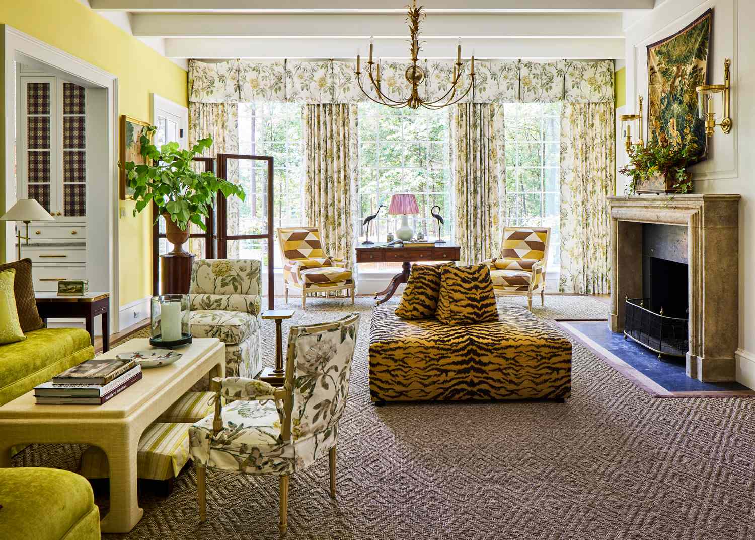 This brave color of the 1960s celebrates a comeback in our Idea House