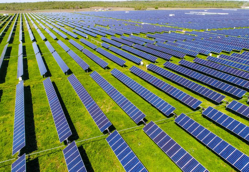 VSL Renewable -Siege O&M contract for 810 MW solar projects from NTPC Green