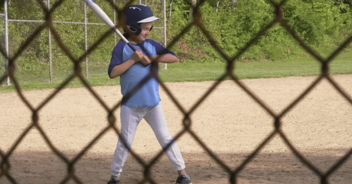 Google Photos Chain link fence removal demo finally becomes reality when processing conversation