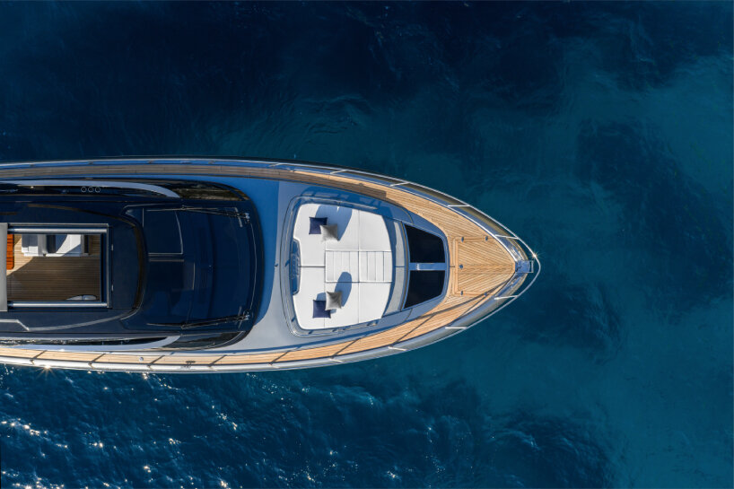 Ferretti Cannes Yachting Festival