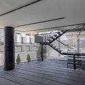DOA residential building / white cube studio - Image 4 of 22