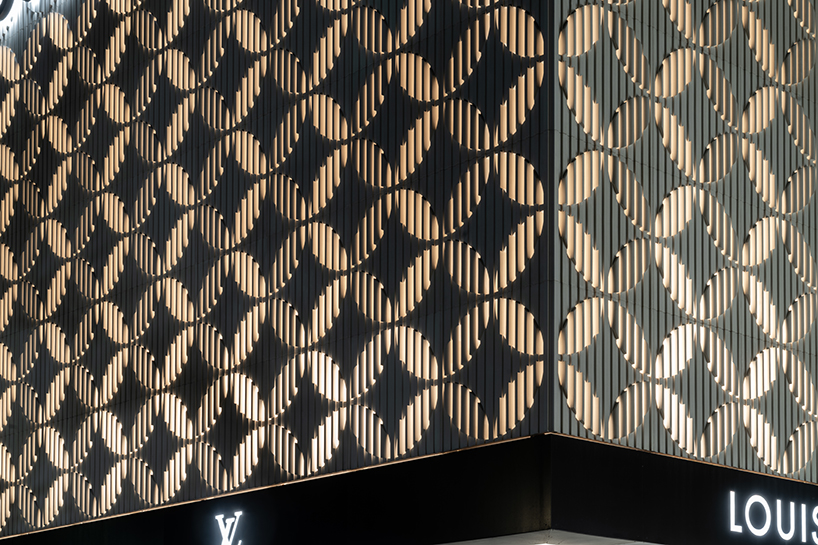 Louis Vuittons Cancun Boutique reveals concrete facade with shaped flower motif