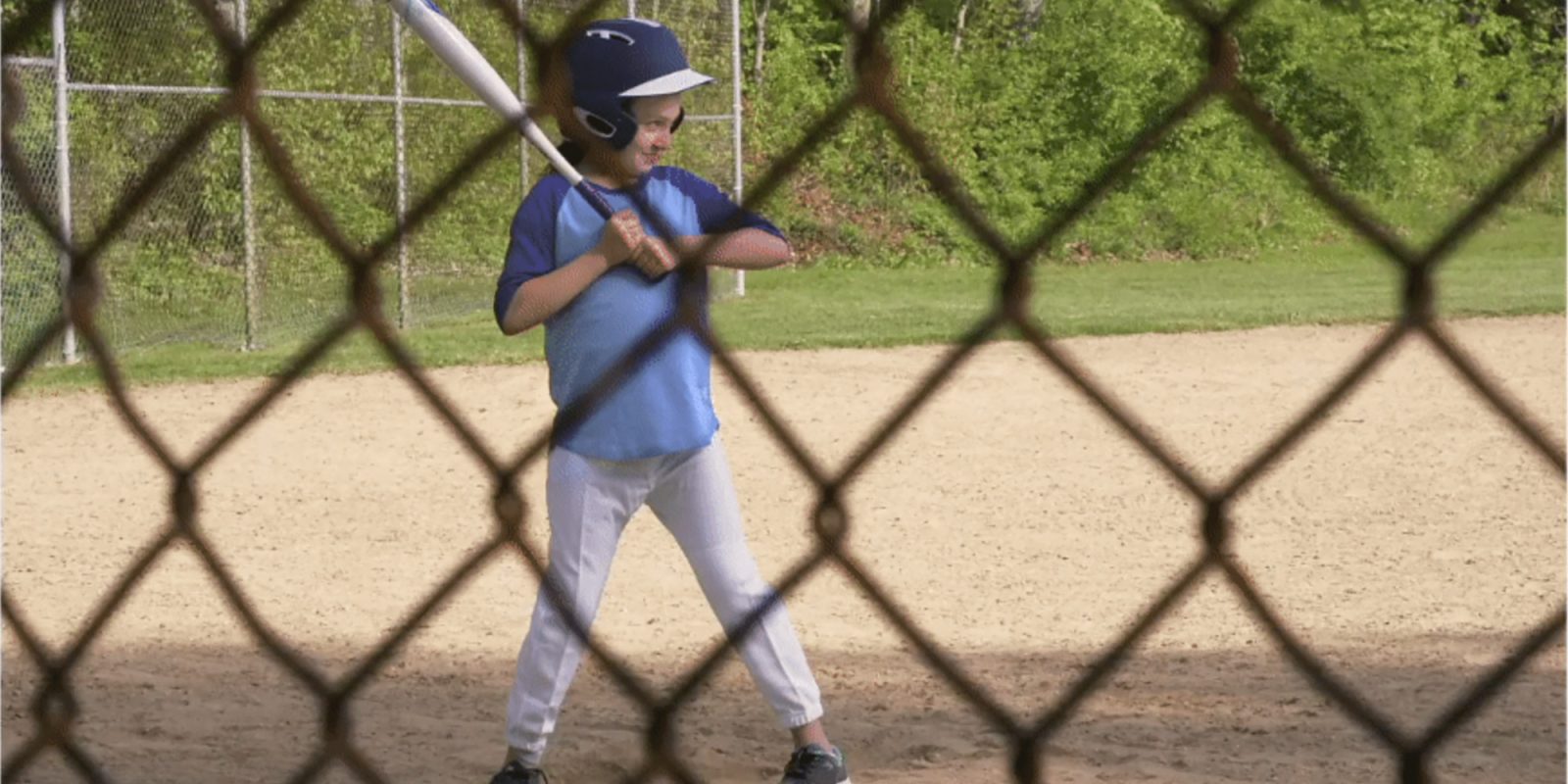 Google Photos Chain link fence removal demo finally becomes reality when processing conversation