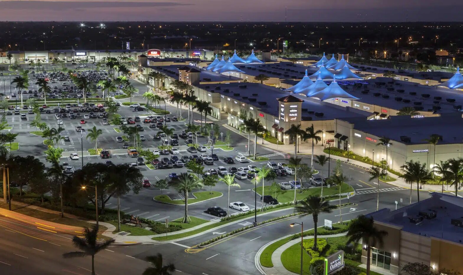 Refurbishment strategies for the renovation of the shopping centers: 9 important considerations for success