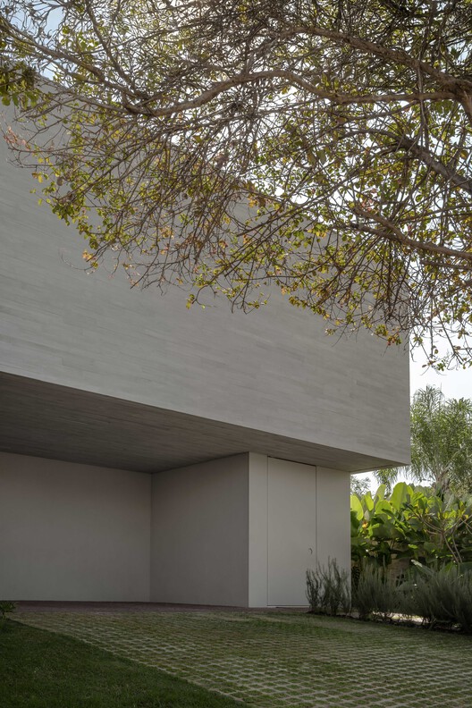 Buenos Aires House / Mariane Rios Studio - Image 7 of 38