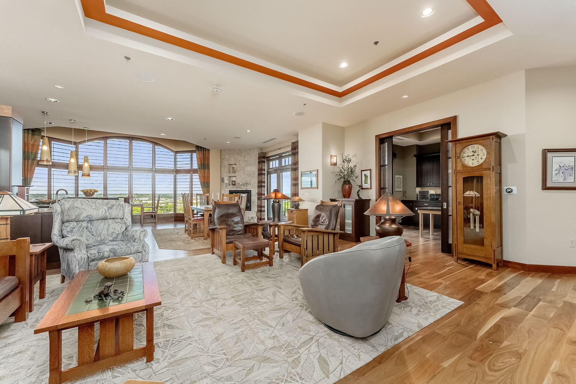 Rare condo on the top floor of Vista Towers offers breathtaking city views