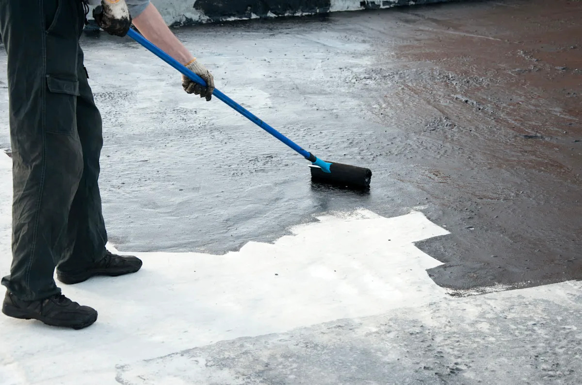 City triggers debate after adopting a new law that obliges all homeowners to delete roofs in the same color: "Not just about roofs"