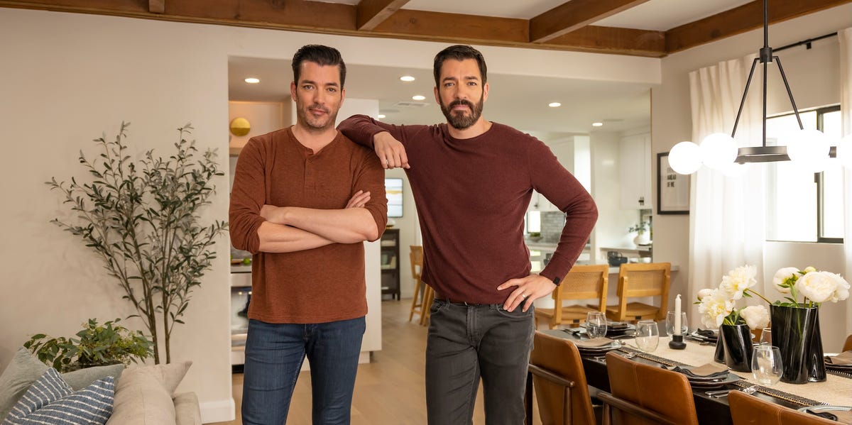 The Property Brothers reveal the most common fall decorating mistakes to avoid